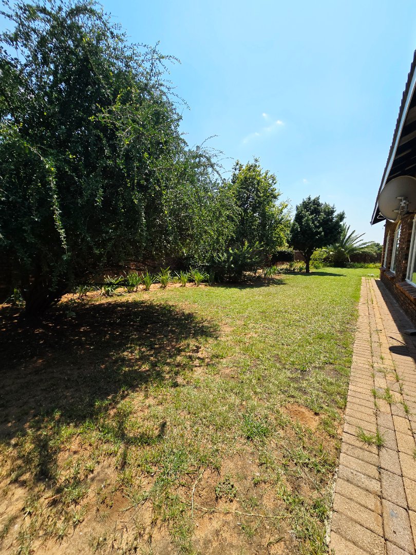 3 Bedroom Property for Sale in La Hoff North West